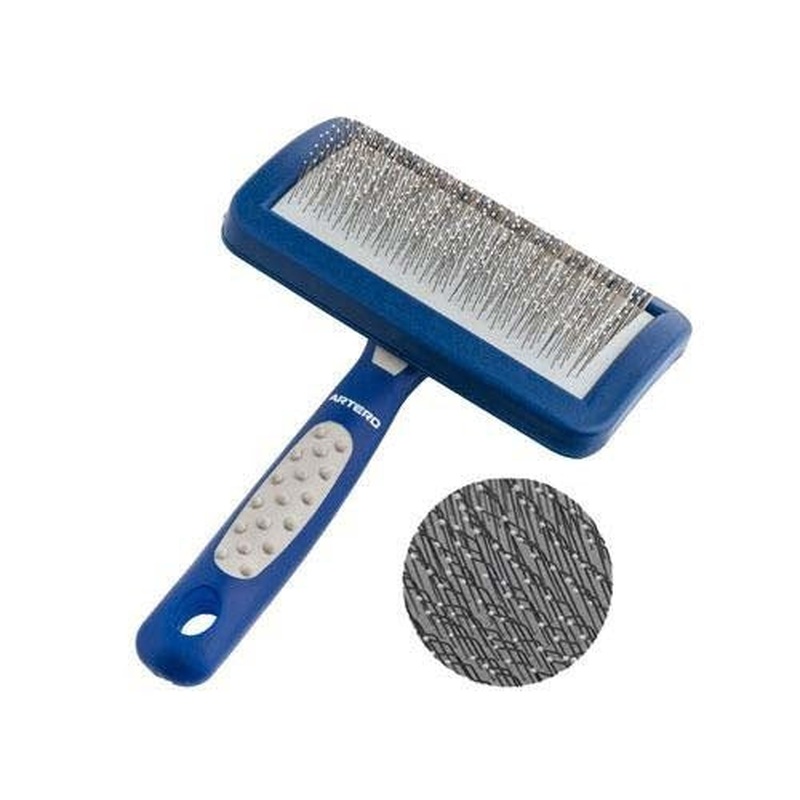 Artero Soft Slicker With Protected Teeth