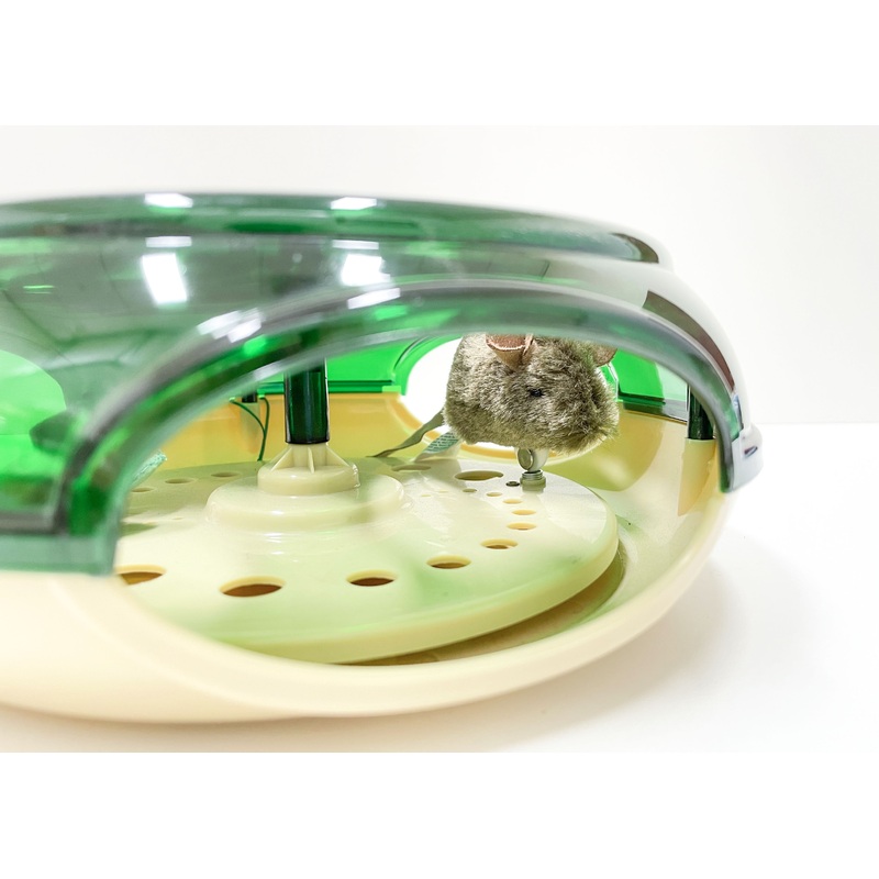 Play-n-squeak Thrill Of Chase Cat Toy