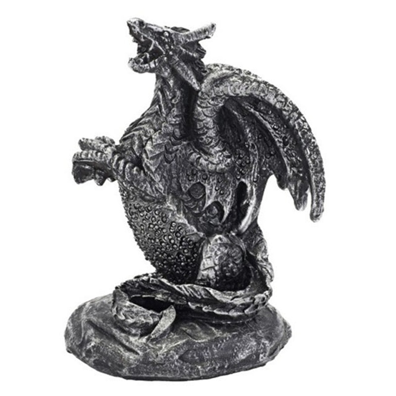 Penn Plax Dragon on Hind Legs