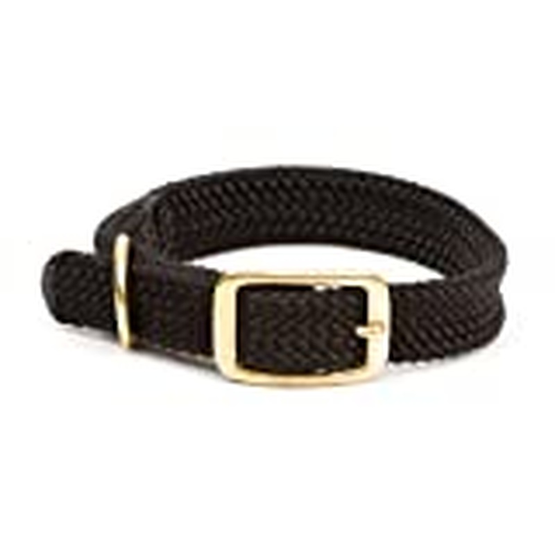 Adjustable double-braid dog collarWaterproof and durable webbingFeatures all brass hardware buckle and "D" ringMatches Mendota snap leashes perfectlyChoose 1" wide or 9/16" wide for small breed and puppies"